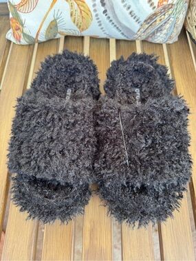 Crocs Shaggy Fur SLide